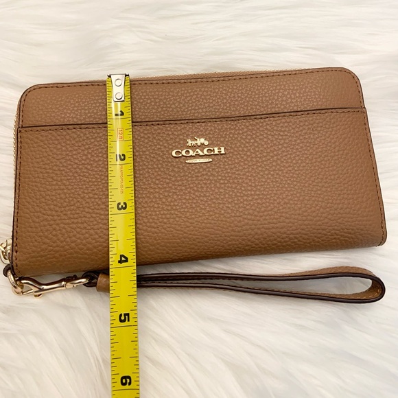 Coach Accordion Zippered Pebbled Leather Long Wristlet NWT - Picture 16 of 16